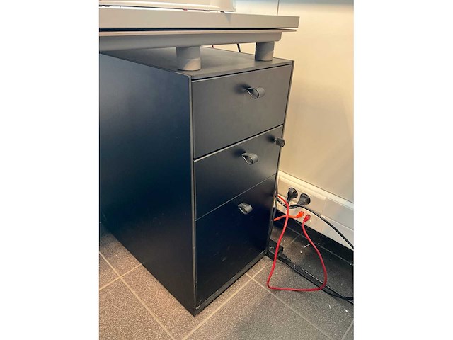 Bulo bureau + diversen - afbeelding 2 van  5