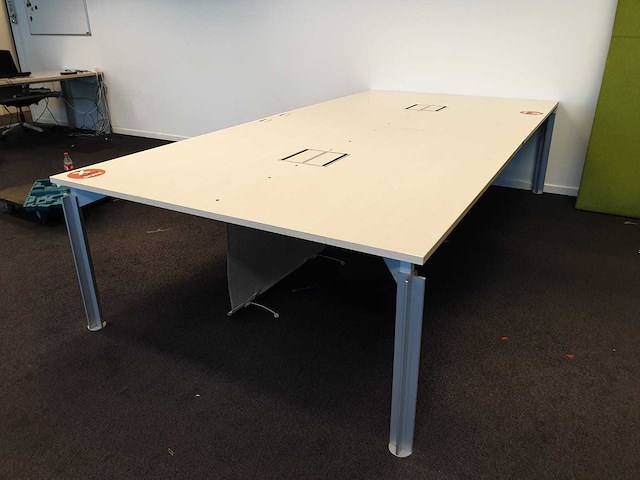 Bulo h2o 4 persoons werkbench - afbeelding 1 van  3