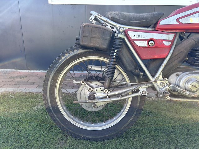 Bultaco alpina - afbeelding 4 van  11