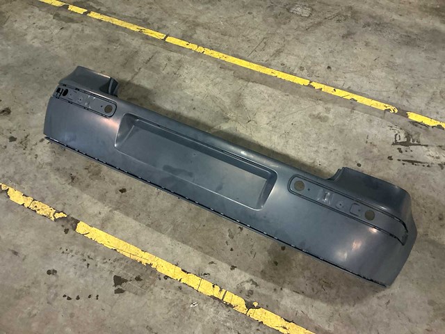 Bumper volkswagen golf 4 - afbeelding 1 van  8