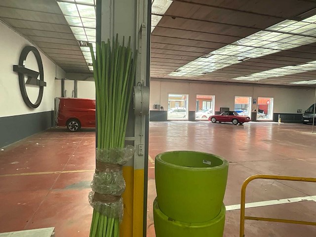 Bundel tuinstokken + 3x grote groene plantenbak decoratie - afbeelding 3 van  4