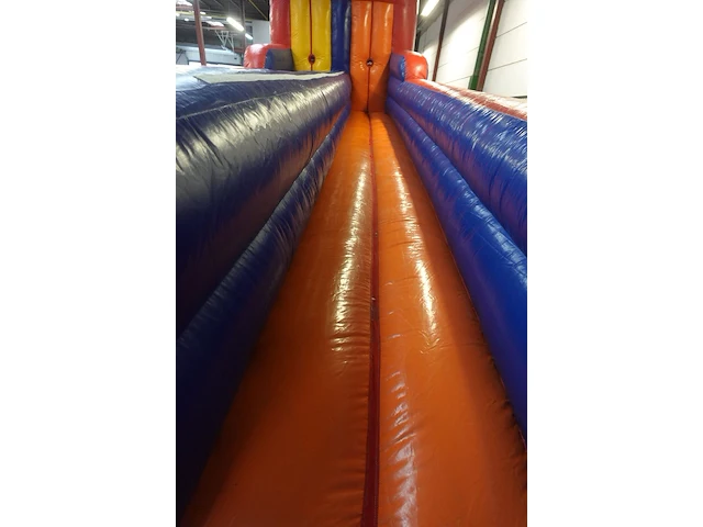 Bungee fun run springkasteel - afbeelding 6 van  7