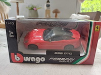 Burago ferrari - lot n2 miniatuurauto 1/13 - overige verzamelobjecten - afbeelding 15 van  16