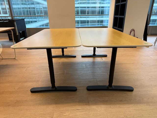 Bureau - bureautafel (2x) - afbeelding 1 van  3