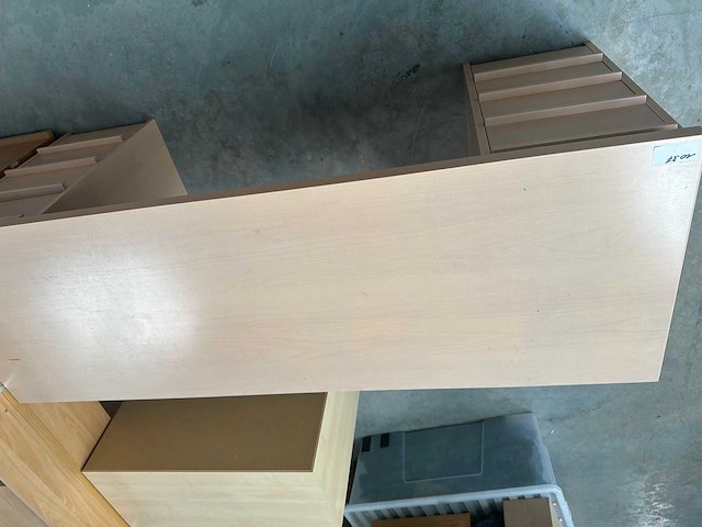 Bureau - ladenbureel - desk - afbeelding 3 van  4