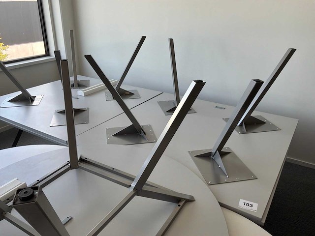 Bureau (2x) - afbeelding 1 van  4