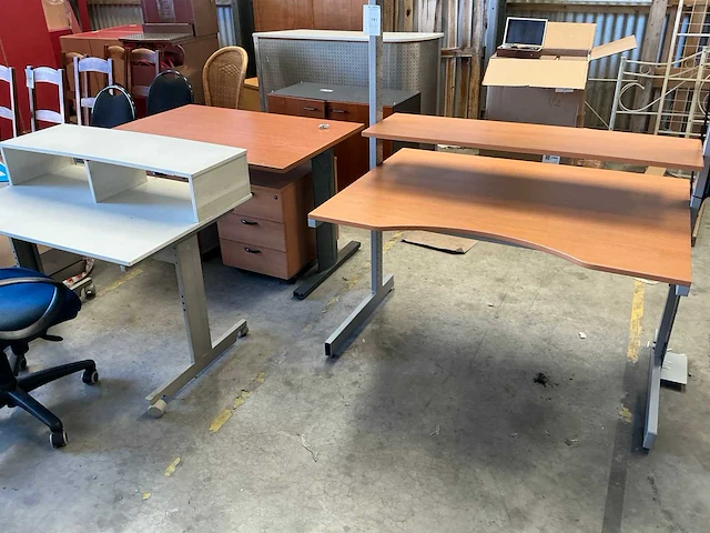 Bureau (3x) - afbeelding 1 van  7