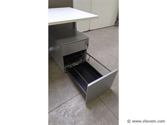 Bureau ahrend 500 met ladenblok - afbeelding 4 van  10