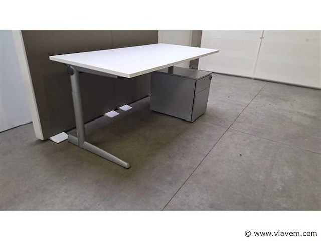 Bureau ahrend 500 met ladenblok - afbeelding 8 van  10