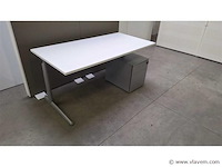 Bureau ahrend 500 met ladenblok - afbeelding 11 van  11