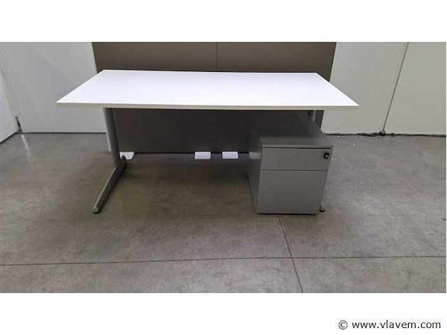 Bureau ahrend 500 met ladenblok - afbeelding 1 van  11