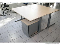 Bureau ahrend four-two met ladenblok - afbeelding 3 van  3