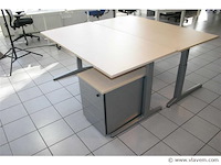 Bureau ahrend four-two met ladenblok - afbeelding 3 van  3