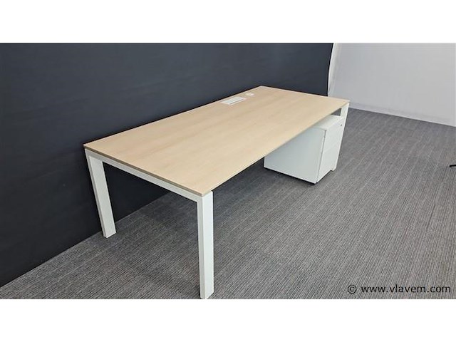 Bureau ahrend met ladenblok - afbeelding 9 van  11