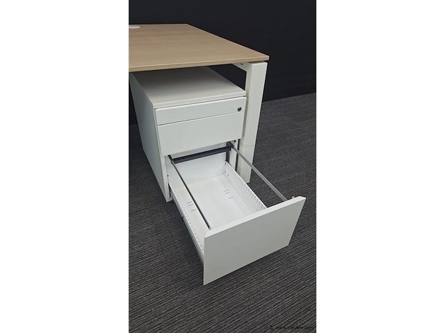 Bureau ahrend met ladenblok - afbeelding 2 van  11