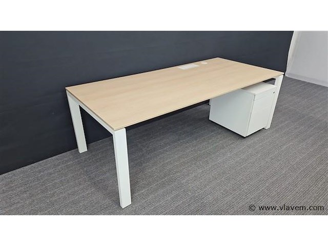 Bureau ahrend met ladenblok - afbeelding 7 van  11