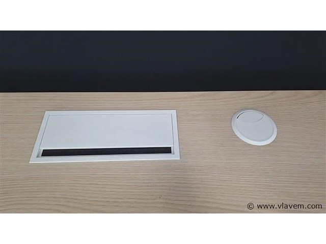 Bureau ahrend met ladenblok - afbeelding 8 van  11