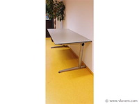 Bureau ahrend - afbeelding 3 van  6