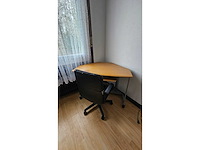 Bureau avec chaise - afbeelding 1 van  5
