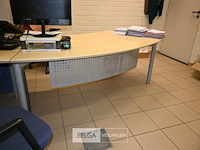 Bureau + bijzetstuk - afbeelding 3 van  5