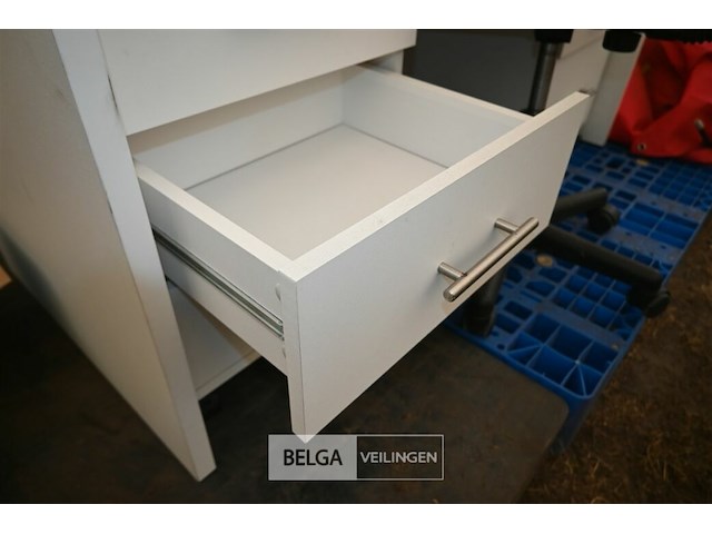 Bureau + bureaustoel - afbeelding 3 van  4