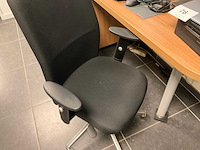 Bureau + bureaustoel - afbeelding 6 van  6