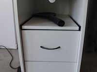 Bureau & computer - afbeelding 5 van  9