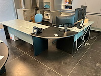 Bureau (eerste verdiep) - afbeelding 1 van  3