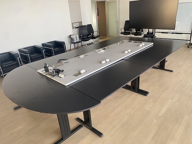 Bureau eiland - tafels - afbeelding 1 van  6