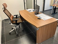 Bureau en bureaustoel rs pro - afbeelding 1 van  9