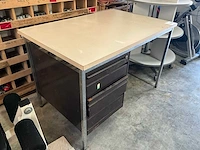 Bureau en carrousel - afbeelding 9 van  9