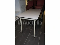 Bureau en tafel - afbeelding 2 van  6