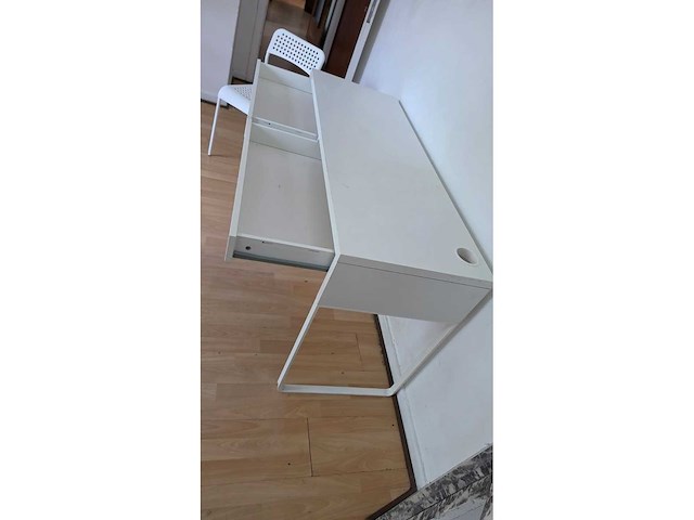 Bureau et chaise - afbeelding 6 van  8