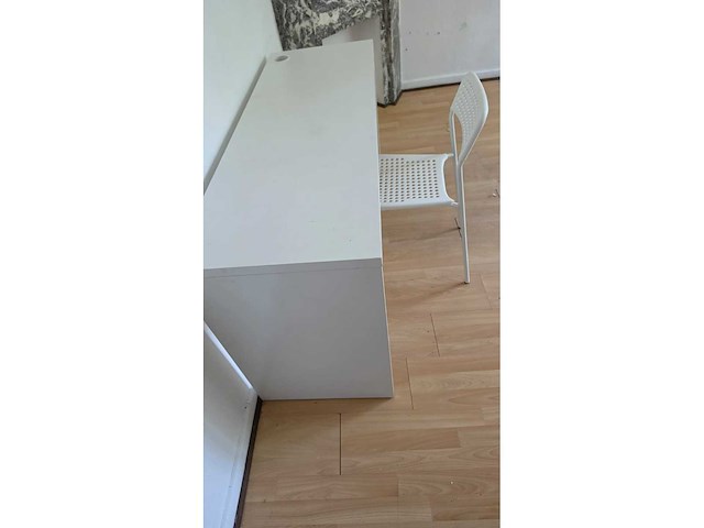 Bureau et chaise - afbeelding 7 van  8