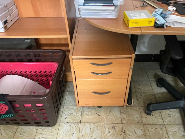 Bureau hoekopstelling - afbeelding 7 van  11