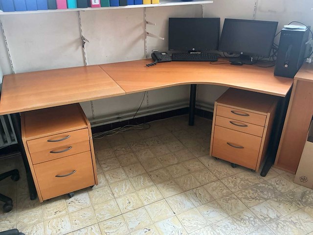 Bureau hoekopstelling - afbeelding 2 van  5