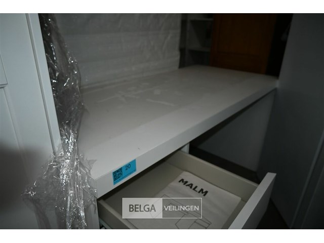 Bureau ikea - afbeelding 4 van  4