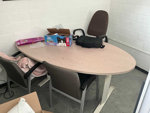 Bureau inhoud - afbeelding 1 van  3