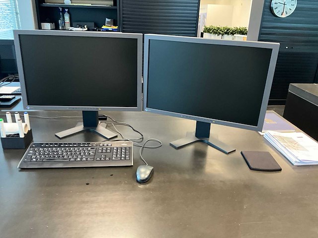 Bureau (inkom) - afbeelding 3 van  4