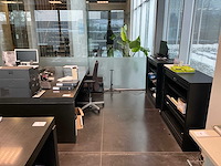 Bureau (inkom) - afbeelding 1 van  5