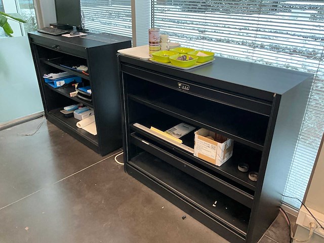 Bureau (inkom) - afbeelding 3 van  5