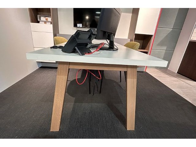 Bureau + kast - afbeelding 3 van  9