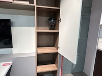 Bureau + kast - afbeelding 9 van  9