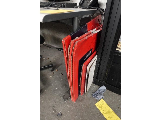 Bureau & kast - afbeelding 7 van  12