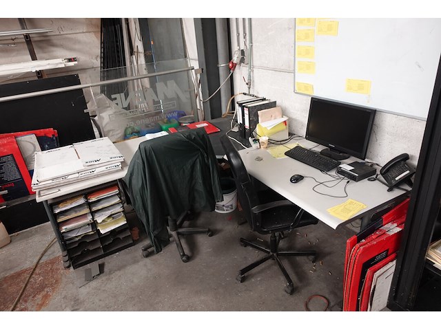 Bureau & kast - afbeelding 12 van  12