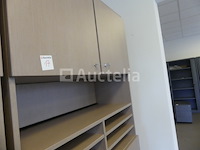 Bureau, kasten en diverse accessoires - afbeelding 4 van  25