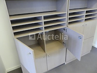 Bureau, kasten en diverse accessoires - afbeelding 9 van  25