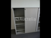 Bureau, kasten en diverse accessoires - afbeelding 17 van  25