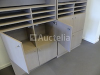 Bureau, kasten en diverse accessoires - afbeelding 23 van  25