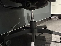 Bureau + kasten en stoelen - afbeelding 15 van  16